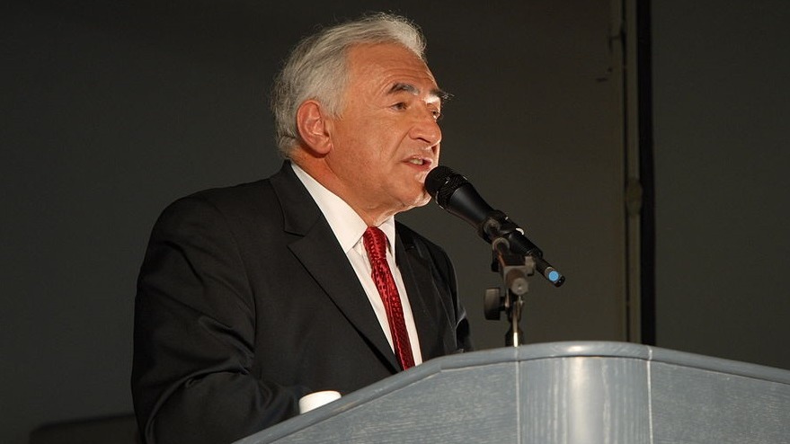Portraits satiriques de politiciens : Dominique Strauss-Kahn.
