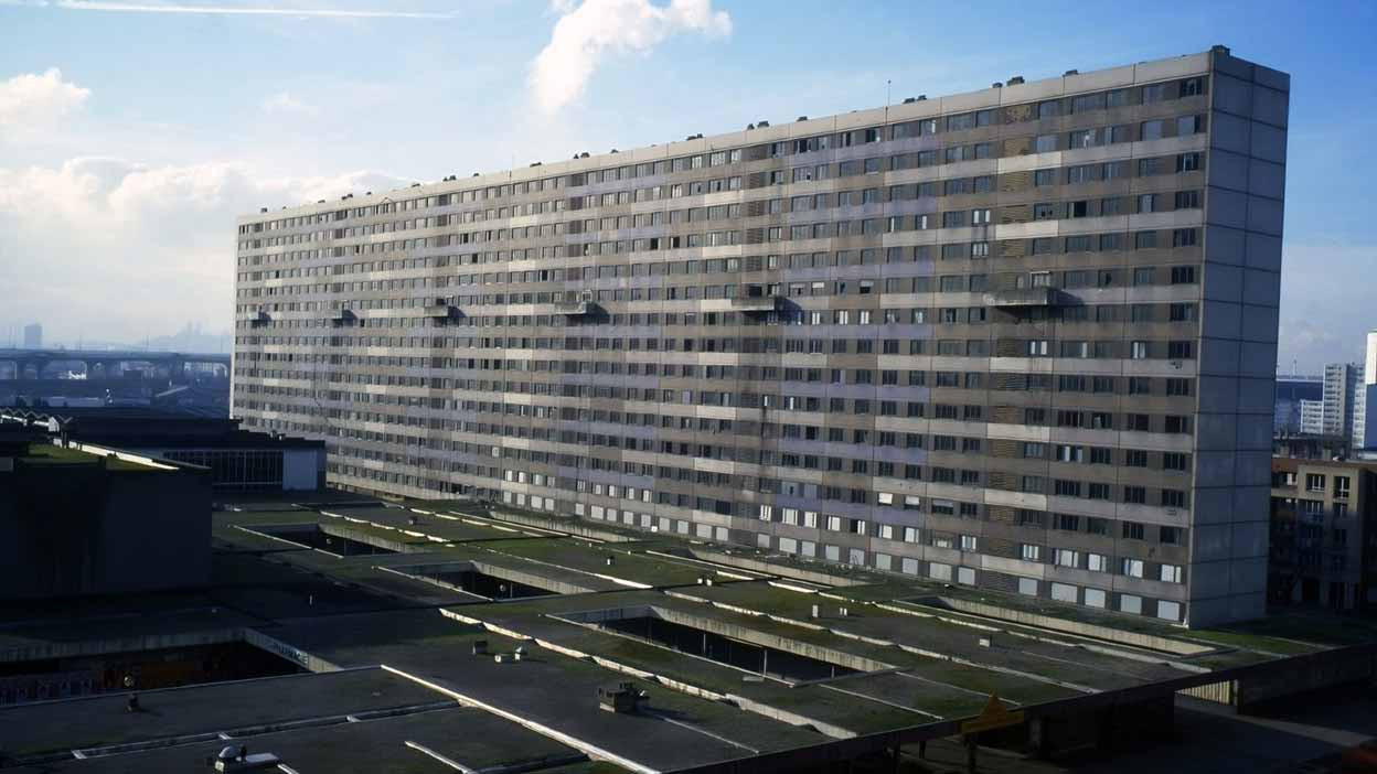 Les HLM, ces horreurs visuelles.