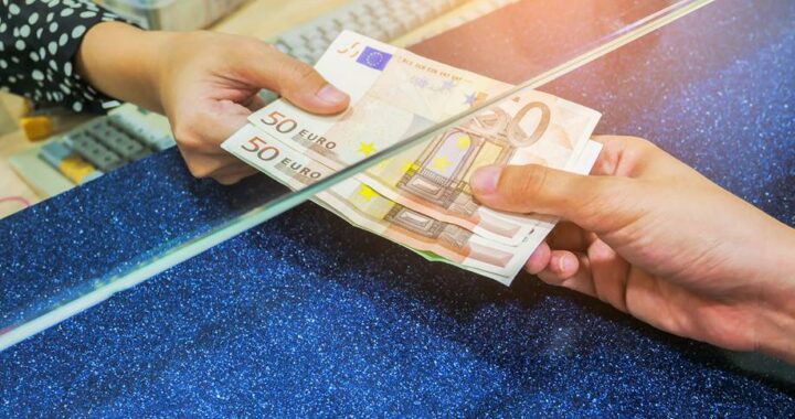 Retrait bancaire interdit